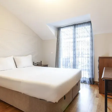 Cozy Flat In Gokturk Eyupsultan Διαμέρισμα